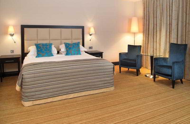 Delta Hotels Nottingham Belfry Exteriör bild