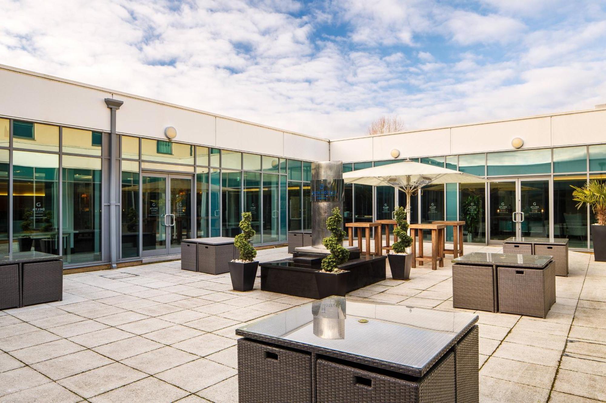 Delta Hotels Nottingham Belfry Exteriör bild