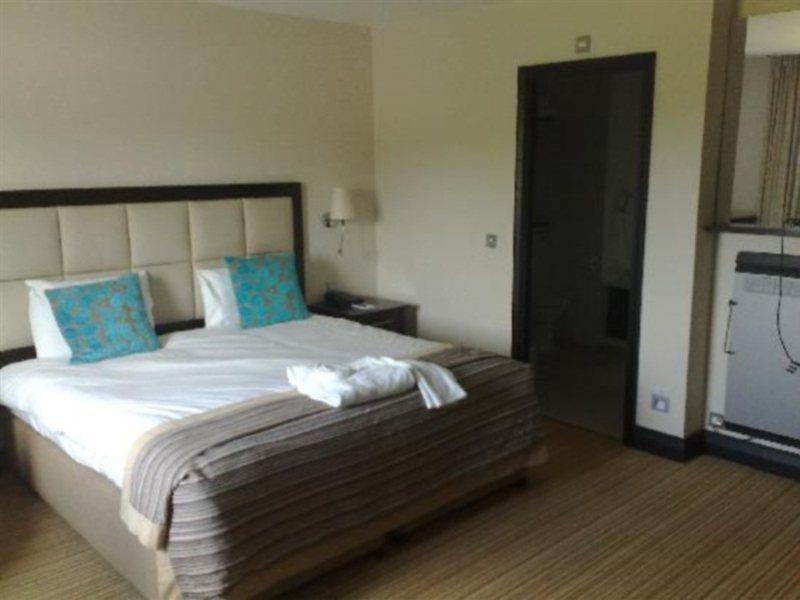 Delta Hotels Nottingham Belfry Exteriör bild